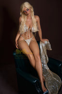 Vanessa Golden – 164 cm B2 – Silicone Réaliste