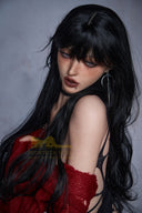 Vanessa – Poupée réaliste en silicone 161 cm, beauté gothique au regard ensorcelant