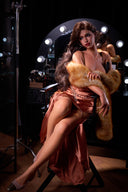 Hailey – 159 cm R12 – Silicone Réaliste