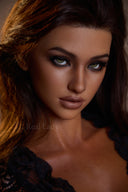 Naomi – 150 cm R8 – Silicone Réaliste