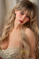 Molly – 160 cm S44 – Silicone Réaliste